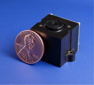 Miniature piezo focus module